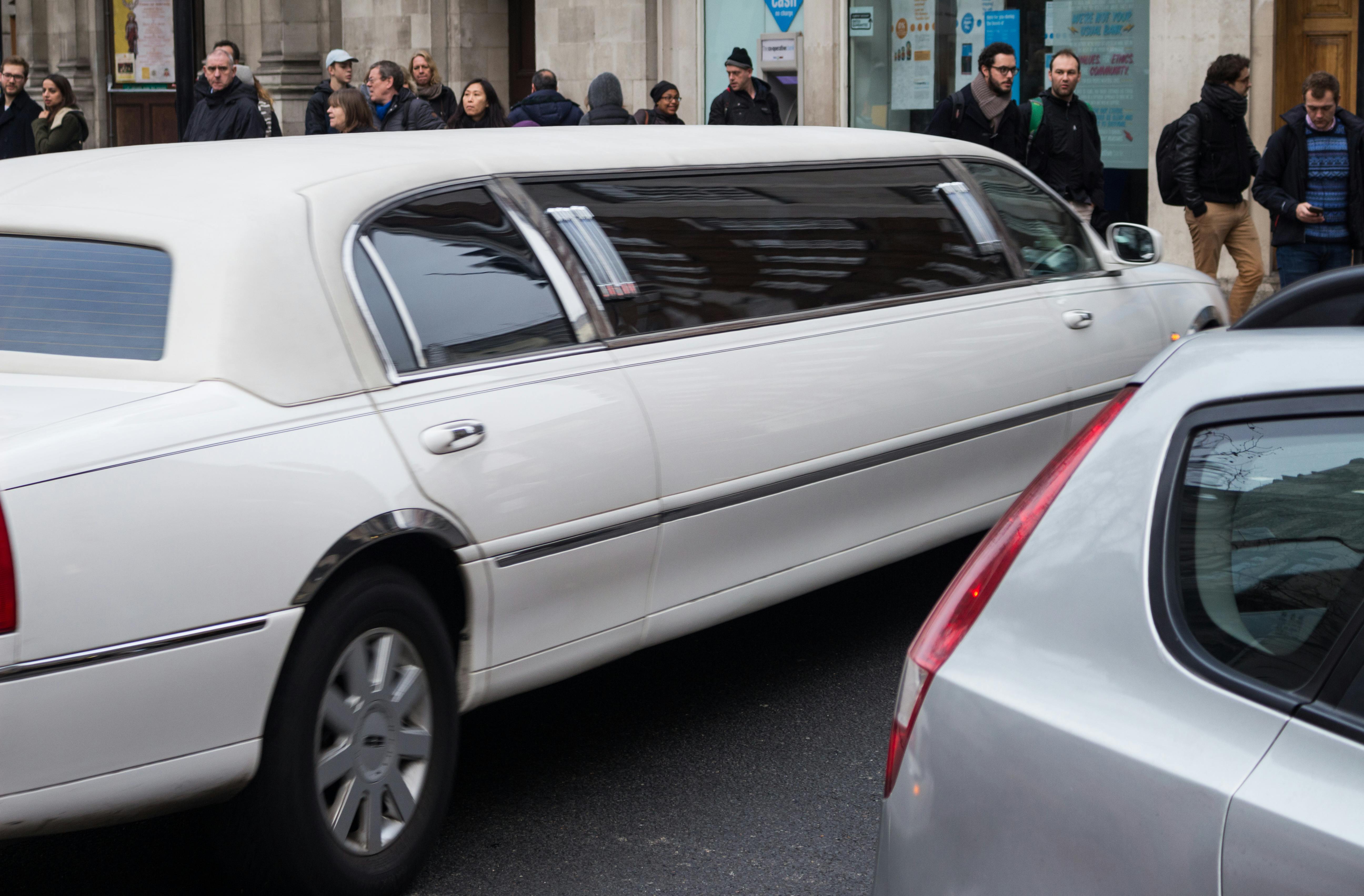 Best Limo Services In nyc With Comfortable and Elegant Rides